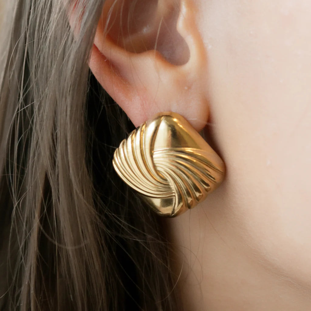 MOMMY DOT EARRINGS by InspireDesigns