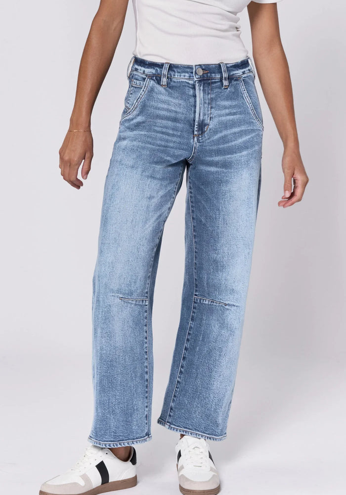 LASSO HIGH RISE LOOSE FIT JEAN