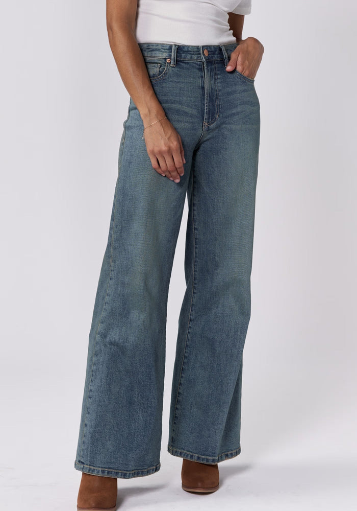 FIONA WIDE LEG DENIM JEANS by Dear John