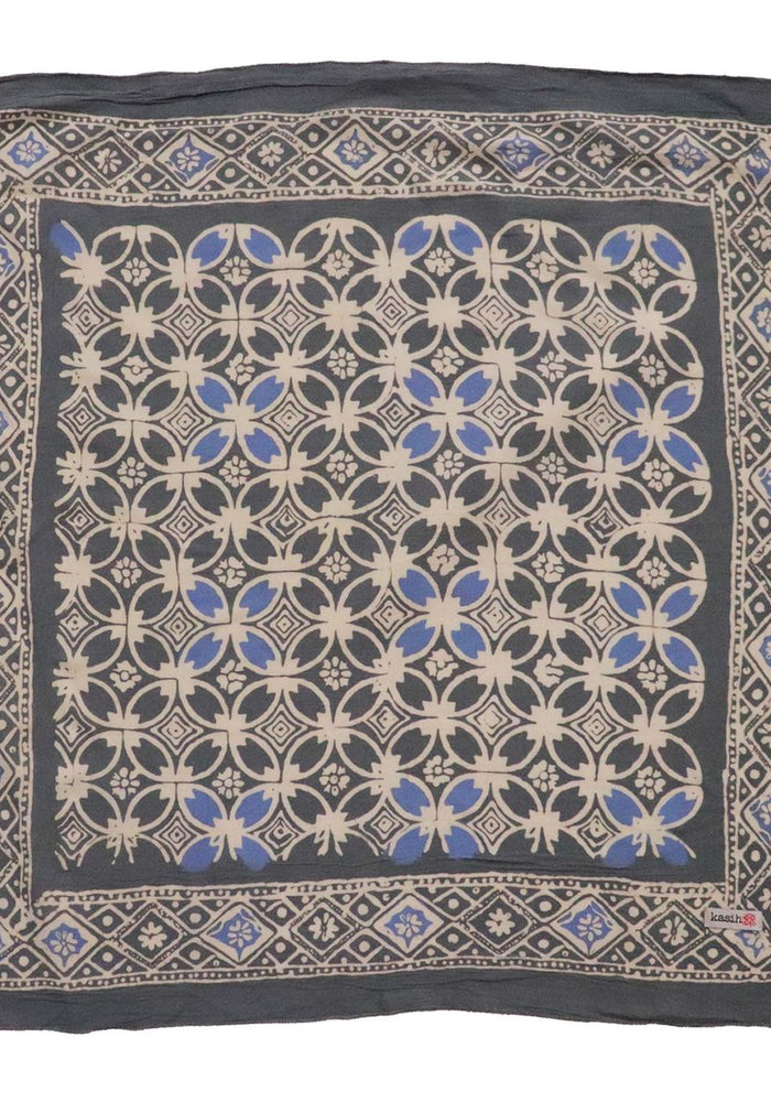 CHARCOAL GRAY BATIK BANDANA