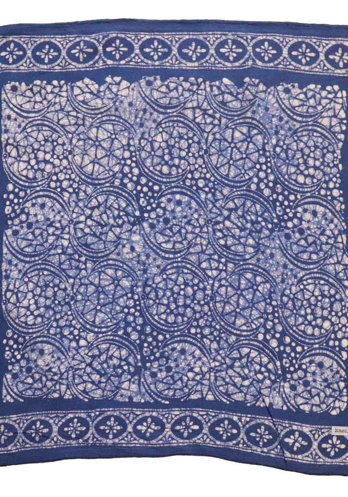 LARGE BLUE STONE BATIK BANDANA