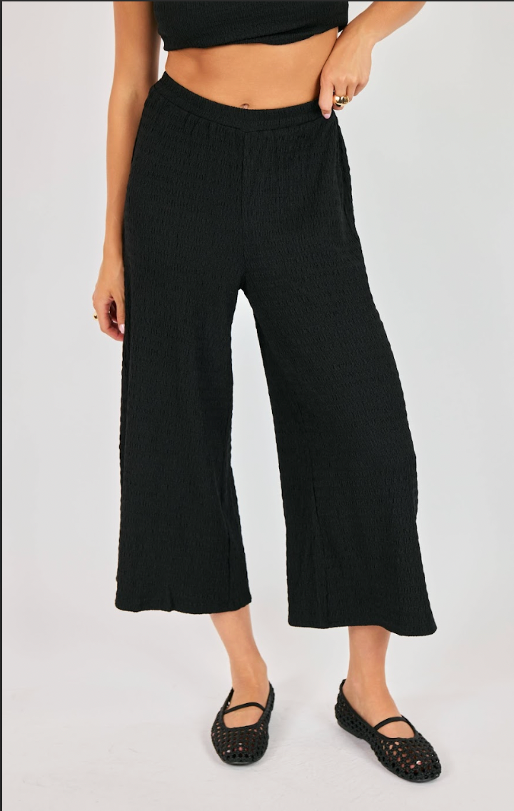 HOWDY HONEY TEXTURED PANTS