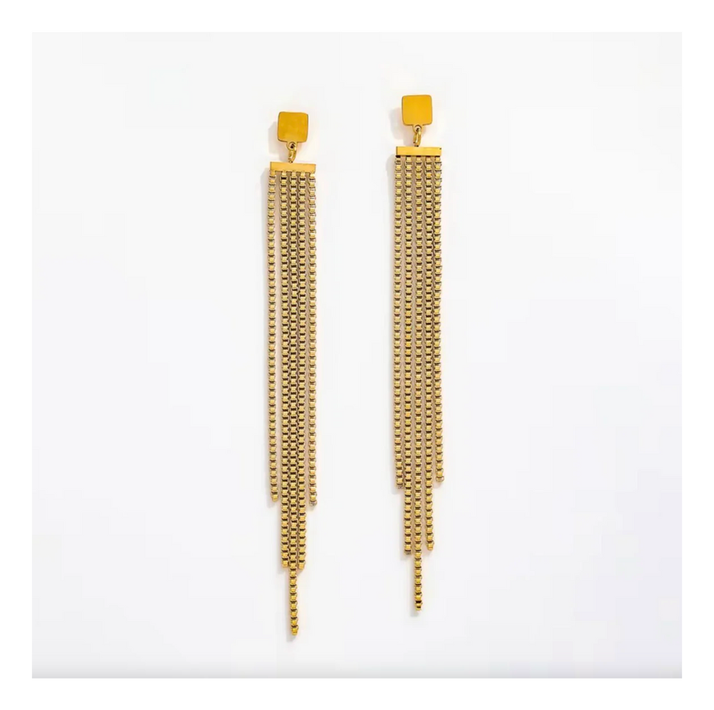 HEARTBREAKER EARRINGS