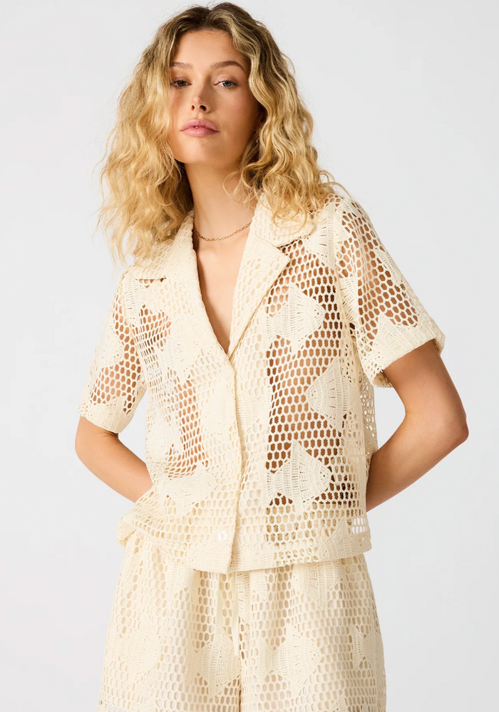 SANDRA TOP IN FISH LACE by Steve Madden