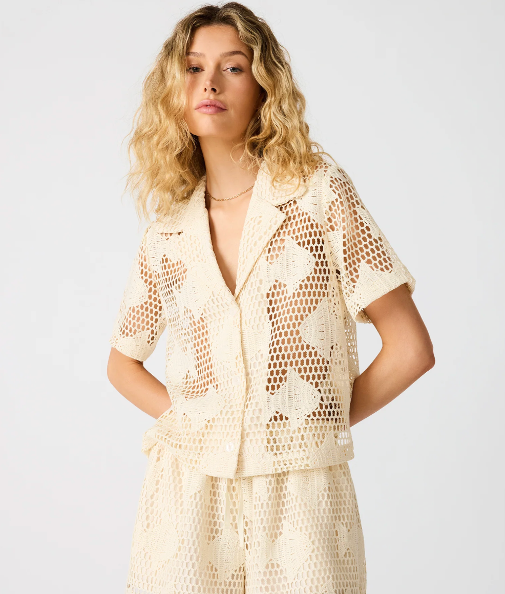 SANDRA TOP IN FISH LACE by Steve Madden